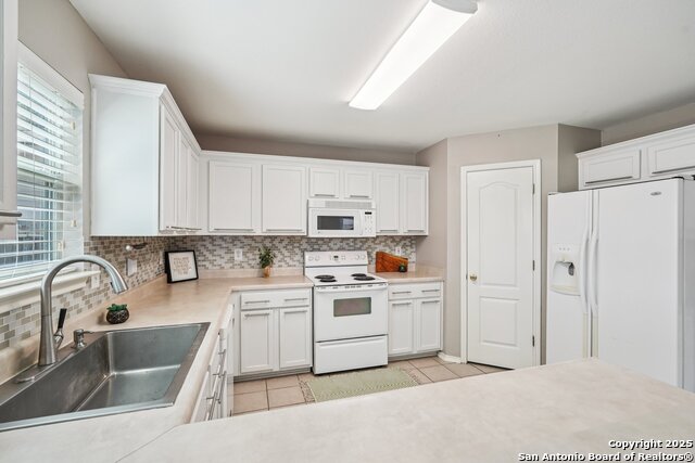 Image 12 of 42 For 614 Granite Cliff