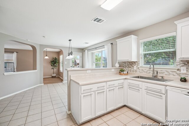 Image 14 of 42 For 614 Granite Cliff