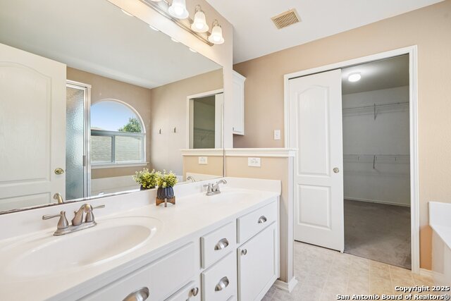 Image 24 of 42 For 614 Granite Cliff