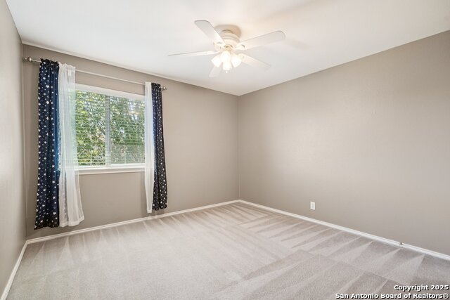 Image 34 of 42 For 614 Granite Cliff