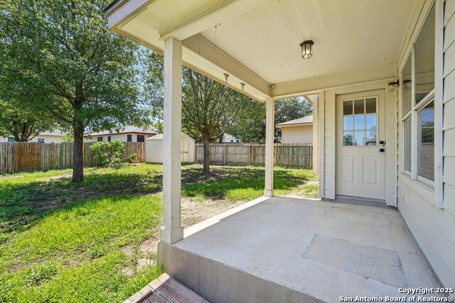 Image 36 of 42 For 614 Granite Cliff