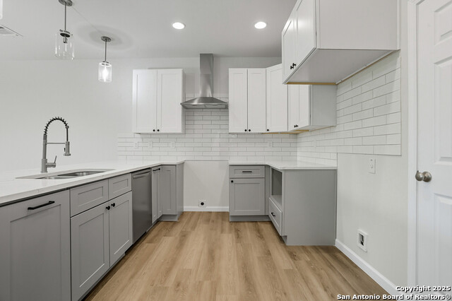 Image 12 of 25 For 1958 Crockett E