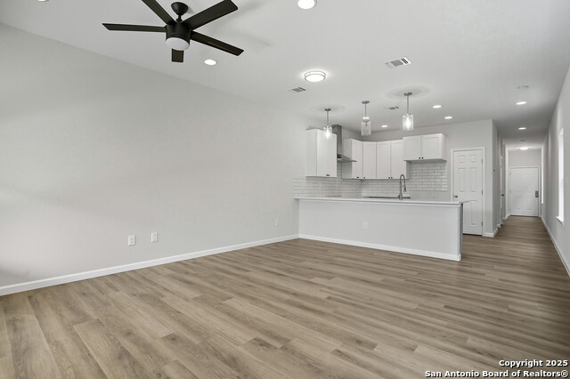 Image 8 of 25 For 1958 Crockett E