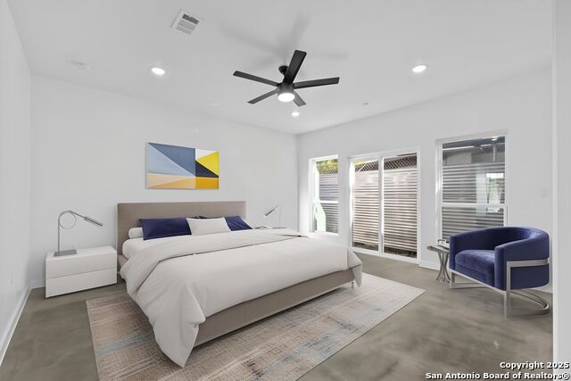 Image 11 of 34 For 106 Bank St  103