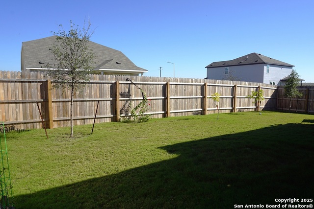 Listing photo id 27 for 1206 Casa Luminar