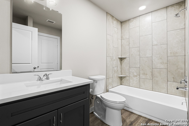 Listing photo id 22 for 1216 Aransas