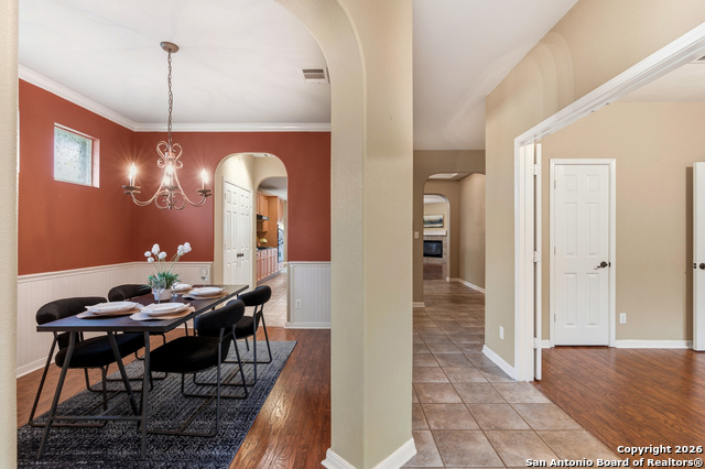 Listing photo id 8 for 23740 Beaver Creek