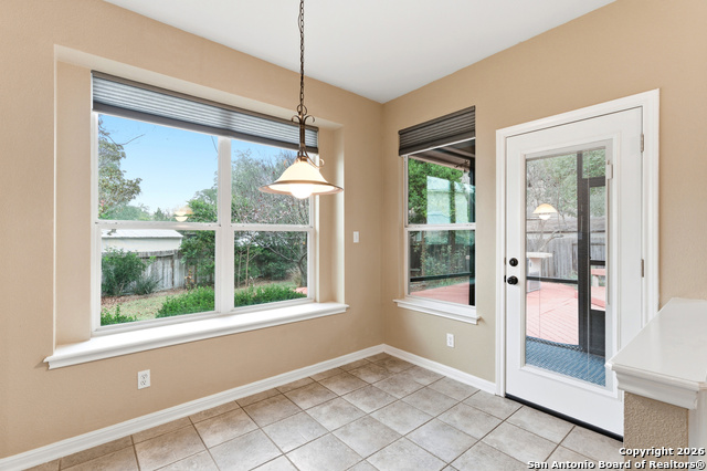 Listing photo id 18 for 23740 Beaver Creek