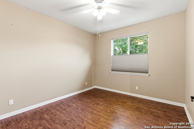 Listing photo id 30 for 23740 Beaver Creek