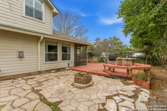 Listing photo id 40 for 23740 Beaver Creek