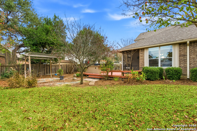 Listing photo id 41 for 23740 Beaver Creek