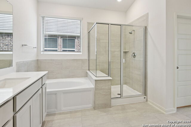 Listing photo id 22 for 10413 Bluefish Way