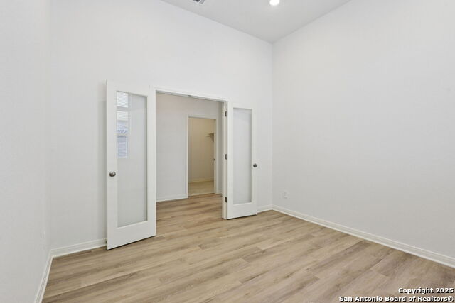 Listing photo id 40 for 10413 Bluefish Way