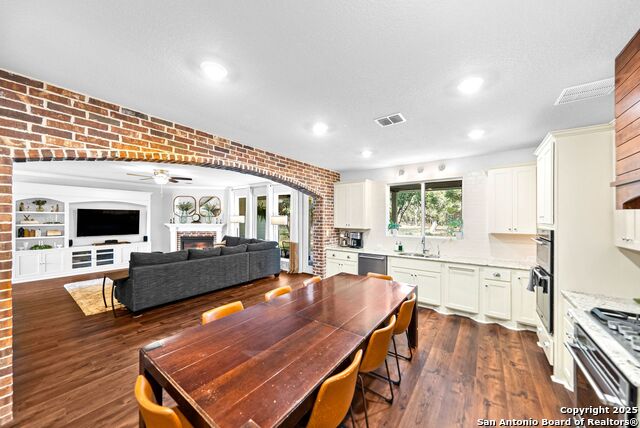 Image 12 of 66 For 114 Little Hill