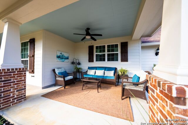 Image 5 of 66 For 114 Little Hill