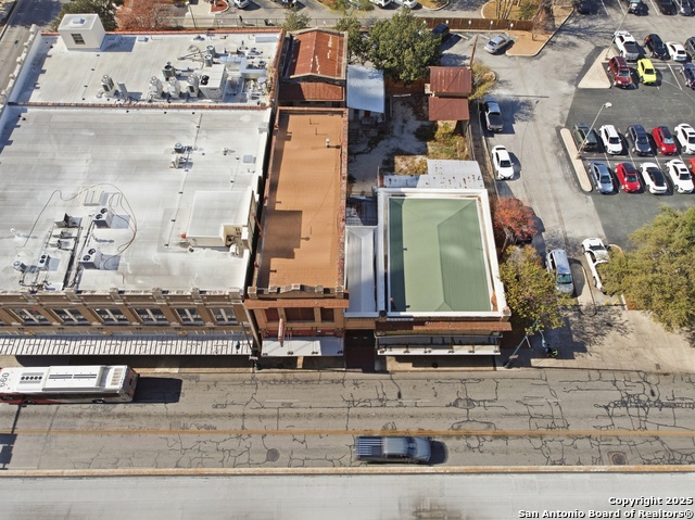 Image 16 of 27 For 111-113 Flores St N