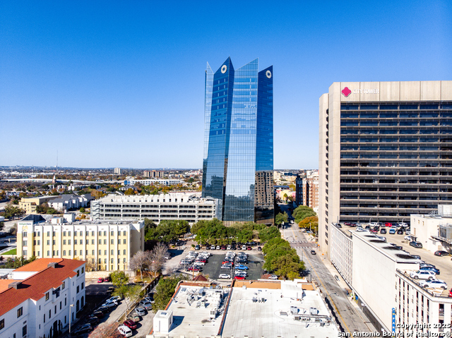 Image 7 of 27 For 111-113 Flores St N