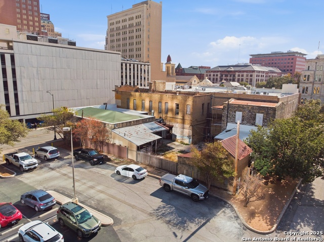 Image 8 of 27 For 111-113 Flores St N