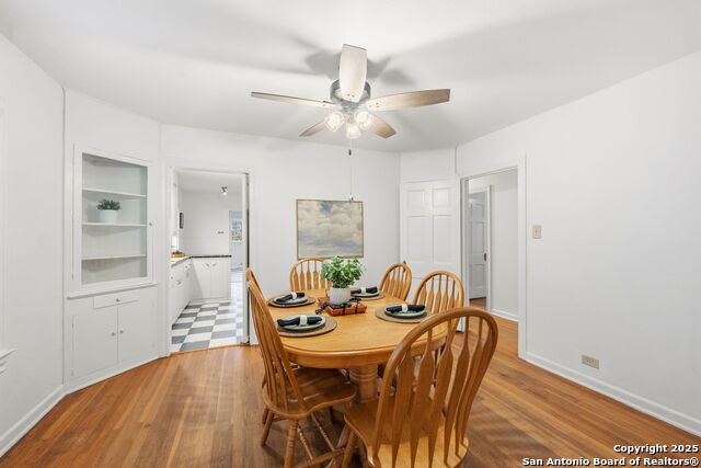 Listing photo id 17 for 2031 Summit W