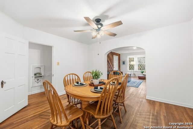 Listing photo id 18 for 2031 Summit W