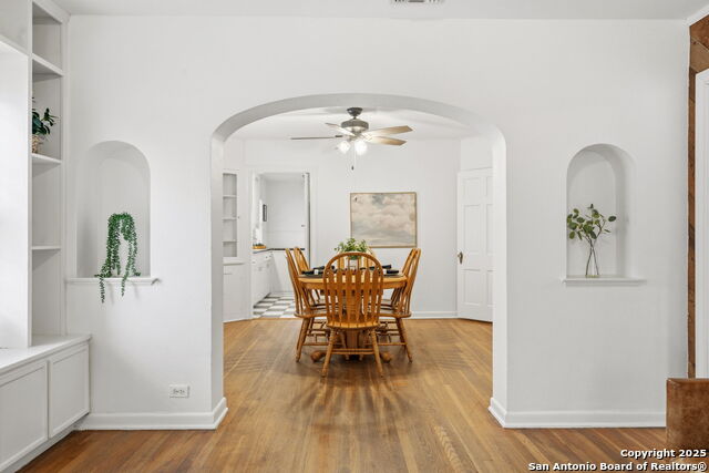 Listing photo id 19 for 2031 Summit W