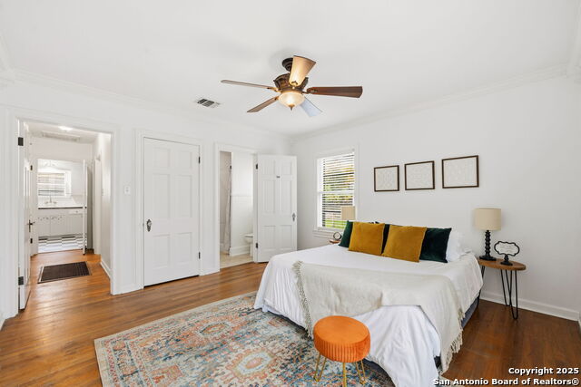 Listing photo id 22 for 2031 Summit W