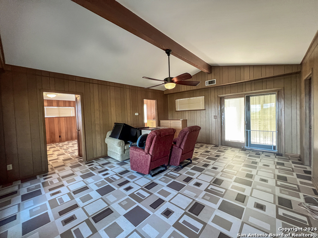 Image 4 of 11 For 1555 Arrowhead Dr