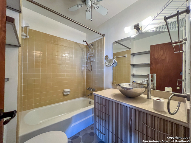 Image 9 of 11 For 1555 Arrowhead Dr