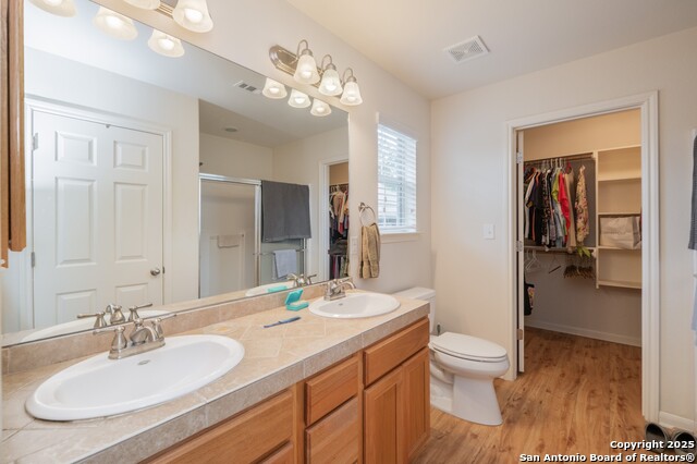 Image 13 of 35 For 1737 Scenic View Dr