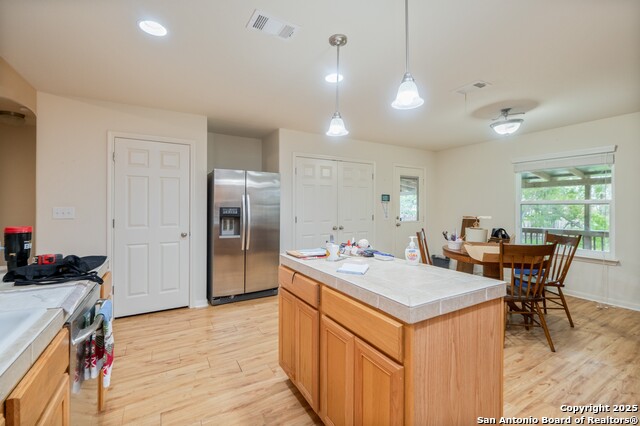 Image 8 of 35 For 1737 Scenic View Dr