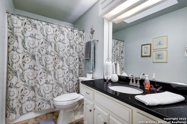 Image 14 of 17 For 3491 River Path