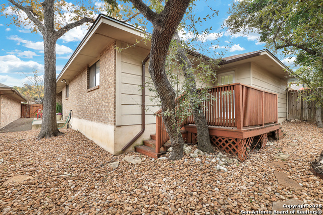 Image 17 of 17 For 3491 River Path