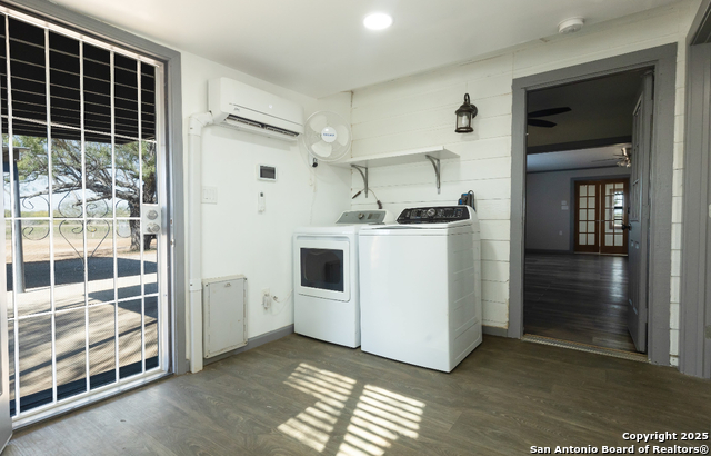 Image 8 of 34 For 1510 Corgey  