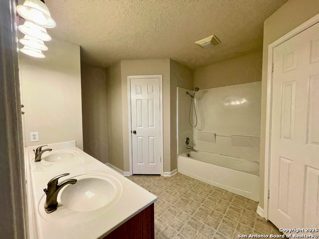 Image 9 of 13 For 8600 Wood Wind