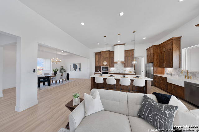 Image 13 of 50 For 222 Double Creek Loop