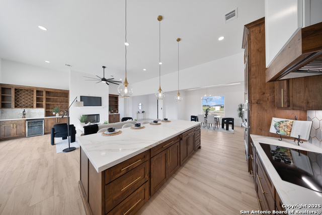 Image 17 of 50 For 222 Double Creek Loop