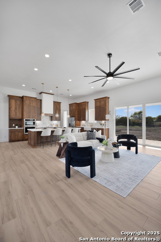 Image 21 of 50 For 222 Double Creek Loop