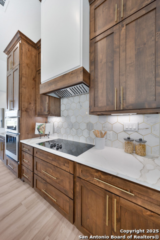 Image 23 of 50 For 222 Double Creek Loop