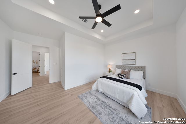 Image 28 of 50 For 222 Double Creek Loop