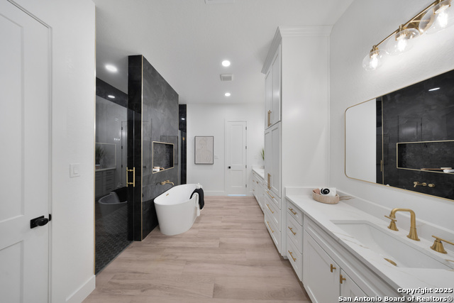 Image 30 of 50 For 222 Double Creek Loop