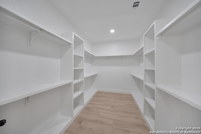 Image 35 of 50 For 222 Double Creek Loop