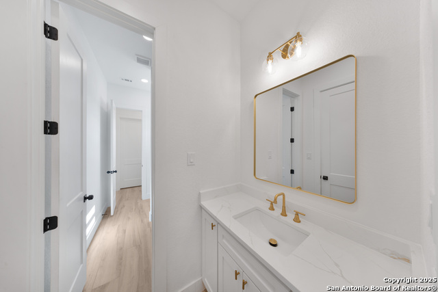 Image 41 of 50 For 222 Double Creek Loop