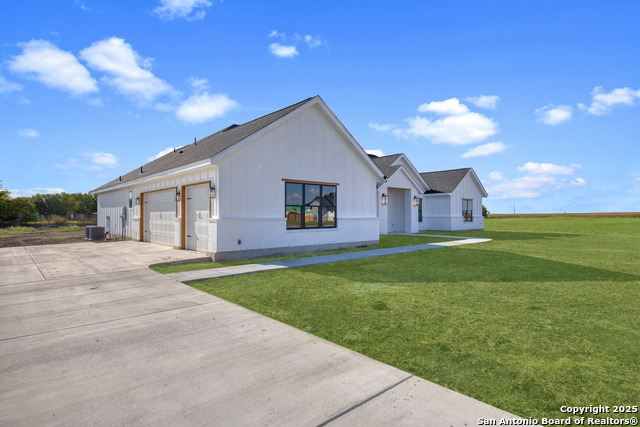 Image 47 of 50 For 222 Double Creek Loop