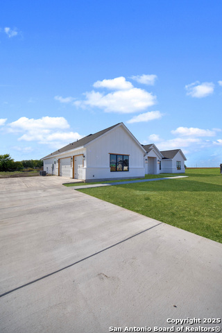 Image 48 of 50 For 222 Double Creek Loop