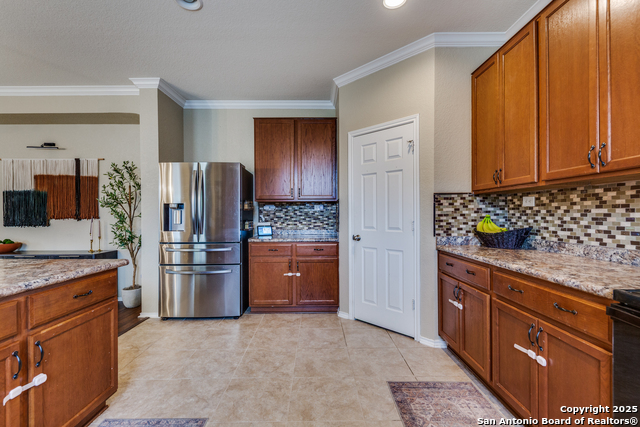 Image 11 of 25 For 1247 Lake Pt