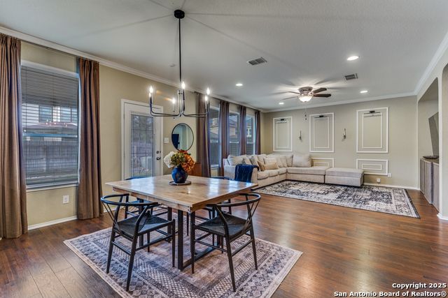 Image 2 of 25 For 1247 Lake Pt