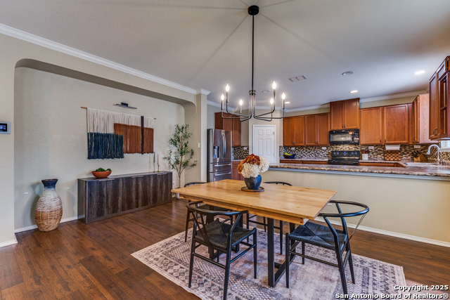 Image 7 of 25 For 1247 Lake Pt