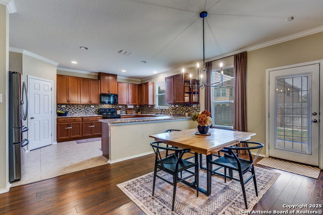 Image 8 of 25 For 1247 Lake Pt