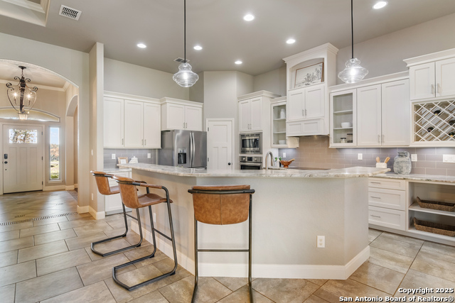 Listing photo id 12 for 112 Elk Run  