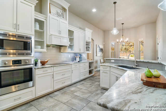 Listing photo id 16 for 112 Elk Run  